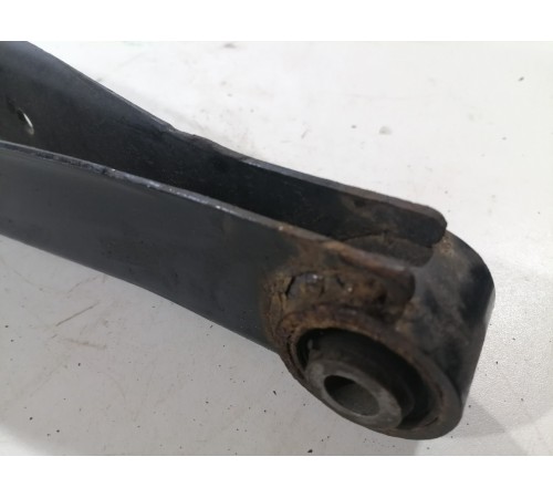 Рычаг задний левый 