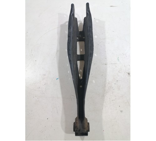 Рычаг задний левый 