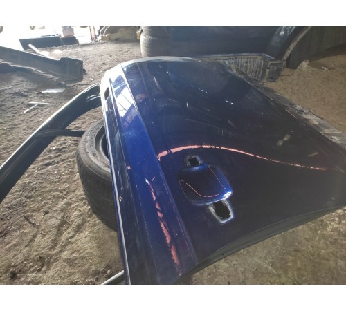 Дверь (передняя правая)