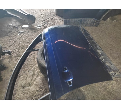 Дверь (передняя правая)