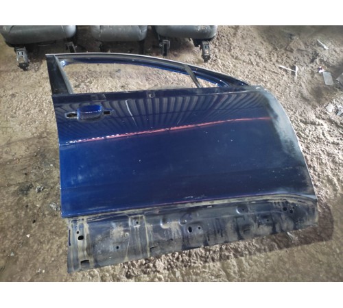 Дверь (передняя правая)