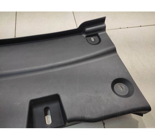 Обшивка багажника