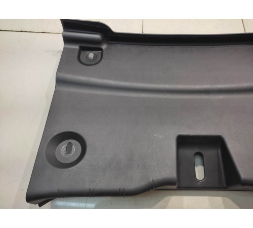 Обшивка багажника