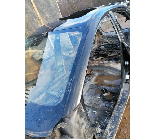 Стойка лобового стекла левая