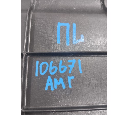 Защита антигравийная левая