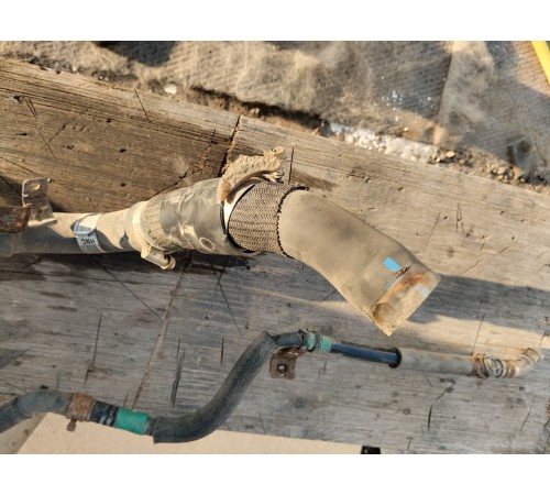 Горловина топливного бака