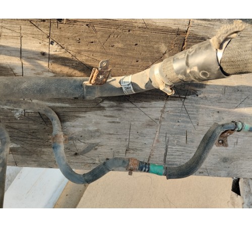 Горловина топливного бака