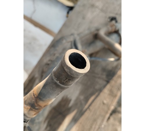 Горловина топливного бака