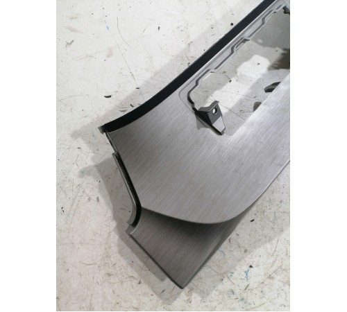 Накладка торпедо декоративная