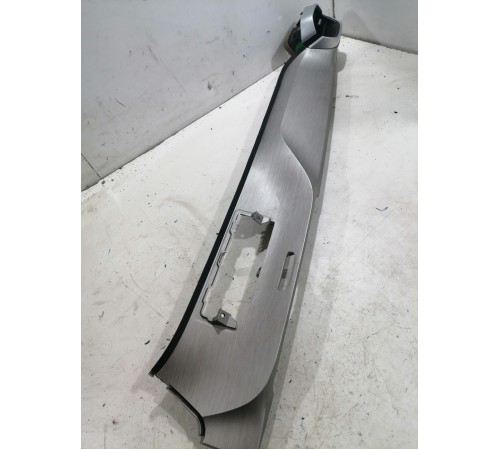 Накладка торпедо декоративная