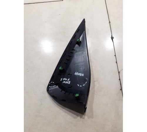 Накладка торпедо боковая(правая)