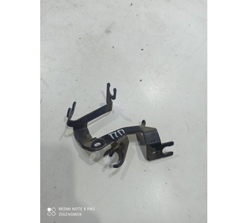 Кронштейн(крепление) тормозного шланга передний правый