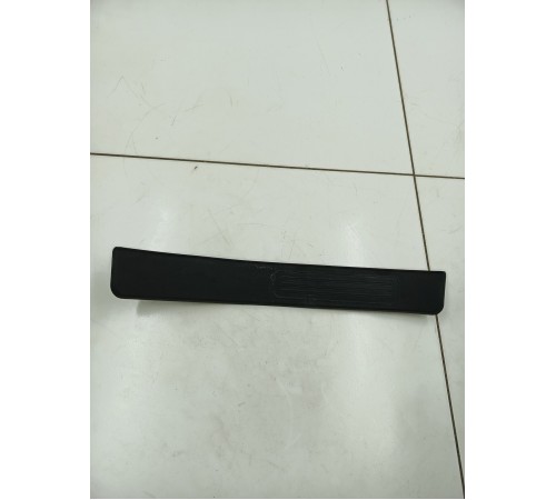 Накладка порога задняя правая