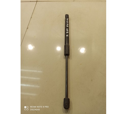 Амортизатор багажника