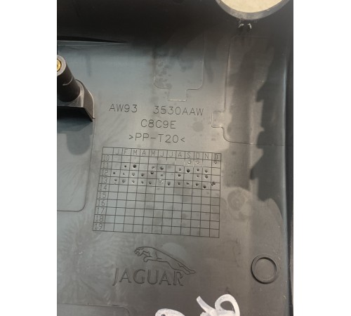 Общивка рулевой колонки верхняя часть