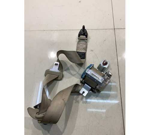 Ремень безопасности (задний, правый)