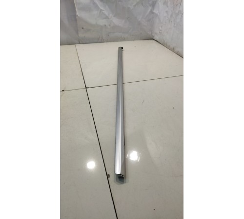 Уплотнитель стекла (передний, левый, наружний)