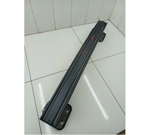 Усилитель заднего бампера