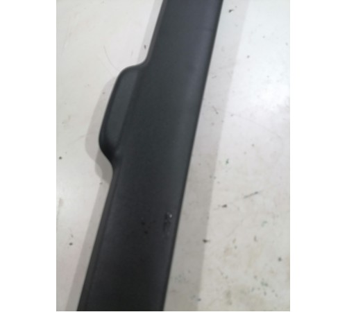 Накладка двери багажника