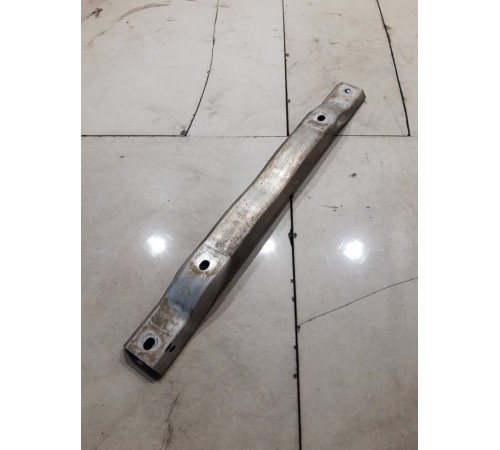 Распорная планка кузова