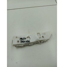 Кронштейн переднего бампера 