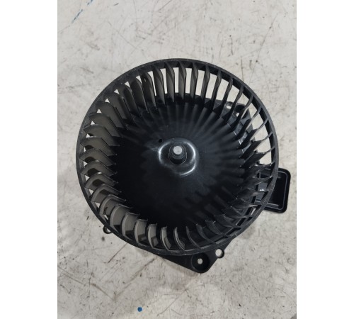 Моторчик отопителя печки