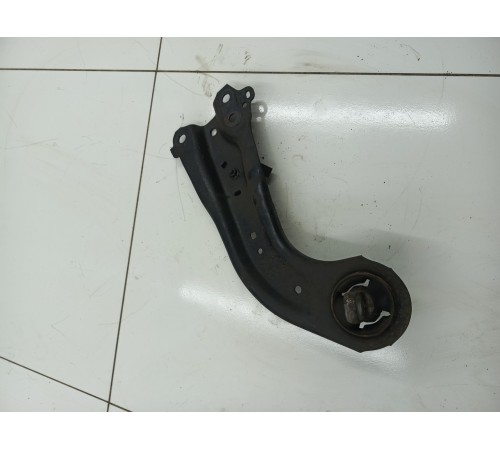 рычаг задний правый 