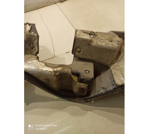 Пыльник крыла(передний правый)