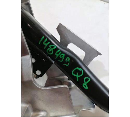 Педаль тормоза