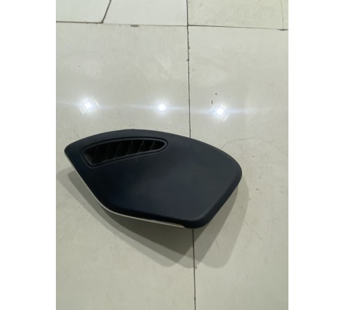 Накладка торпедо декоративная