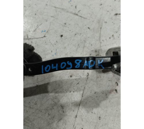 Ограничитель двери(передний левый)