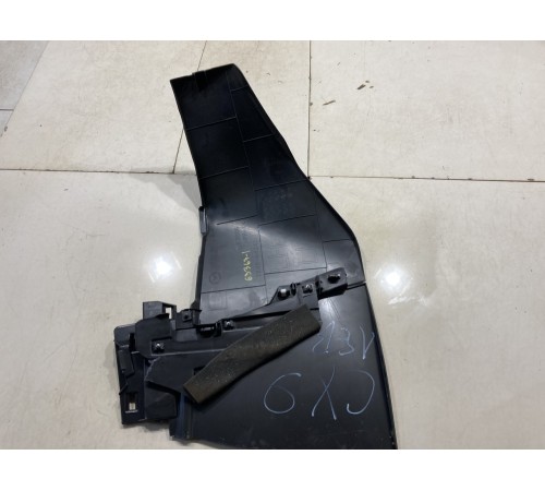 Боковая накладка центральной консоли (левая)