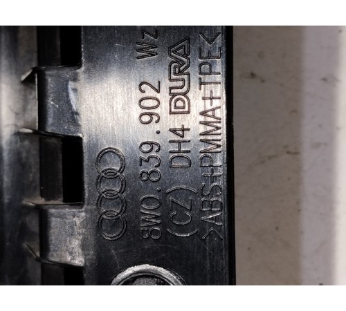 Молдинг двери(задний правый)