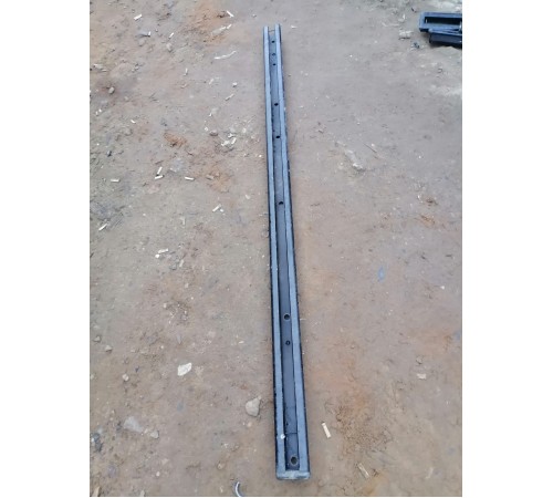 Опорный рельс (салазки) сиденья