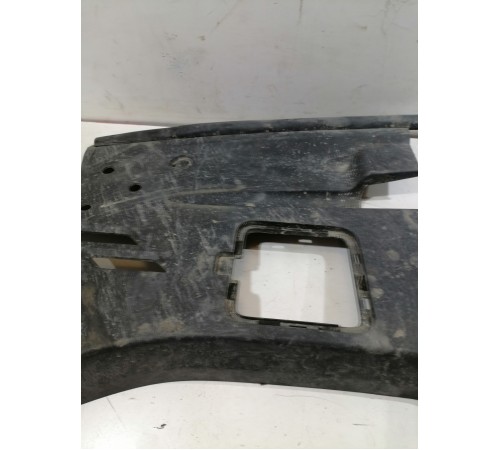 Накладка моторного отсека правая