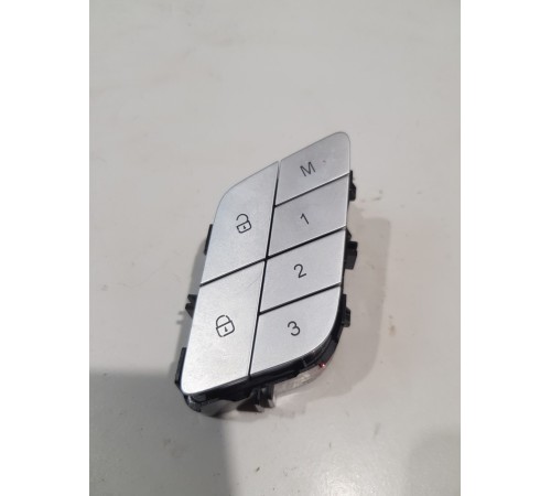 Блок кнопок памяти сидений центрального замка