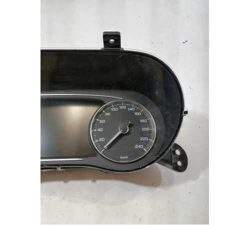 Панель приборов