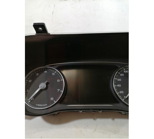 Панель приборов