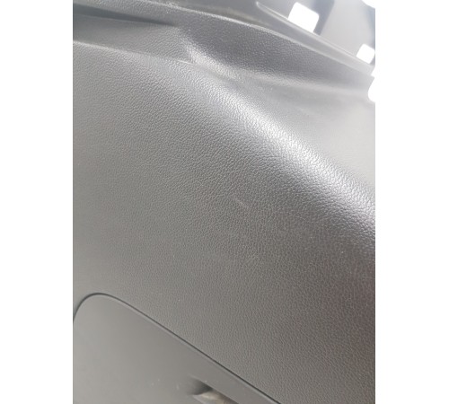 Обшивка багажника левая