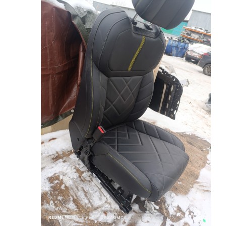 Сиденье переднее левое