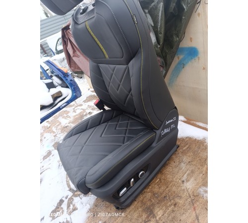 Сиденье переднее левое