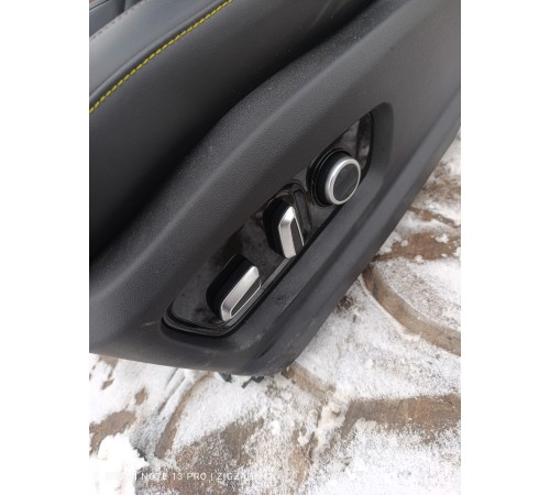 Сиденье переднее левое