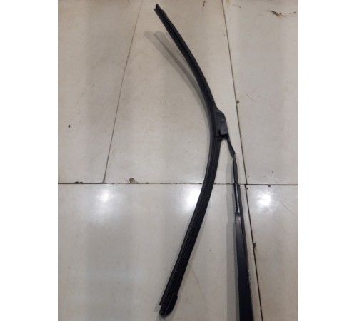 Стеклоочиститель (левый)