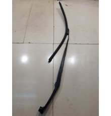 Стеклоочиститель (левый)