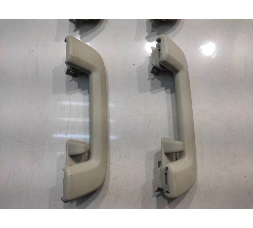 Комплект потолочных ручек