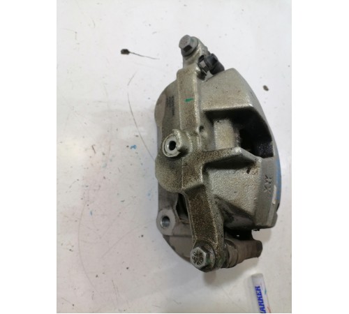 Суппорт передний правый