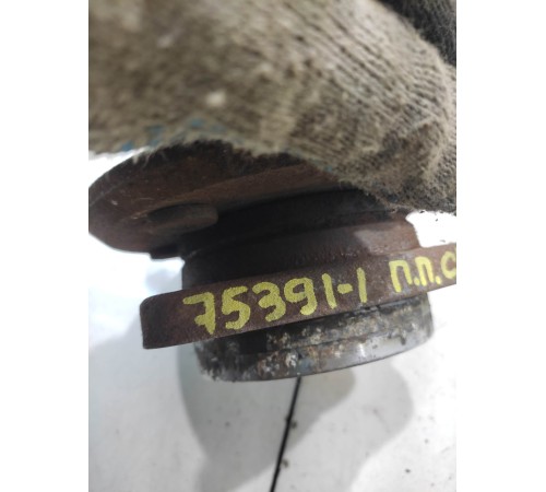 Ступица (передняя, правая)