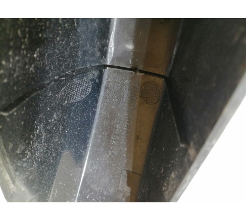 Заглушка правого рейлинга правая