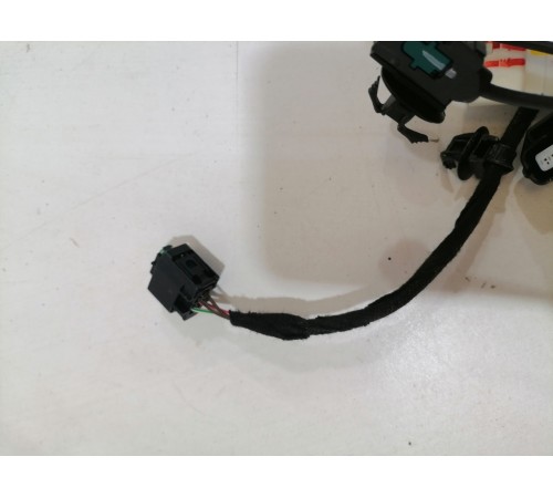 Электропроводка двери передняя левая