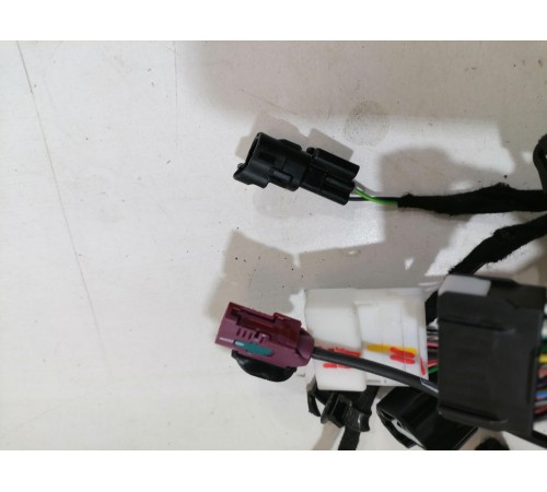 Электропроводка двери передняя левая